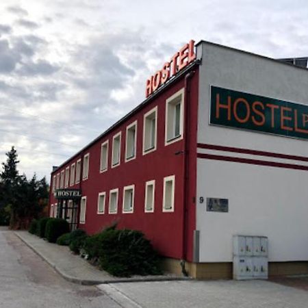 Hostel Polon 普图斯克 外观 照片
